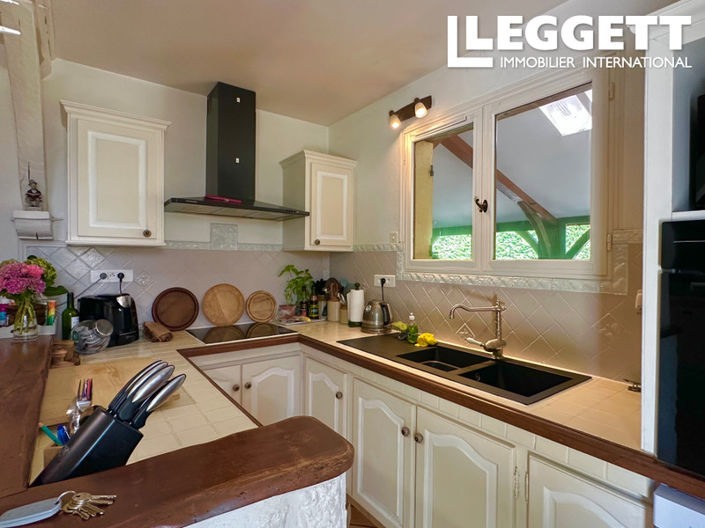 Image No.3-4 Bed House for sale