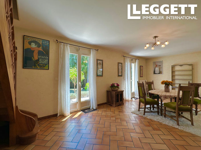 Image No.5-4 Bed House for sale