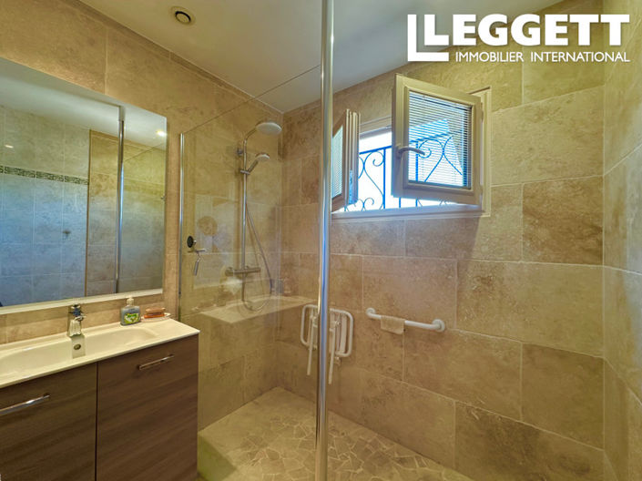 Image No.9-4 Bed House for sale