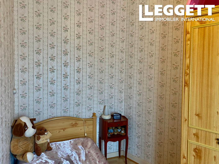 Image No.10-3 Bed House for sale