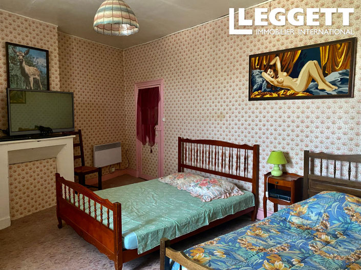 Image No.9-3 Bed House for sale