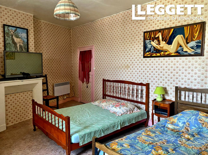 Image No.9-3 Bed House for sale