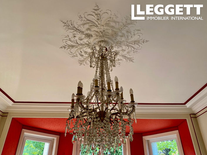 Image No.10-Châteaux de 9 chambres à vendre à Bourganeuf