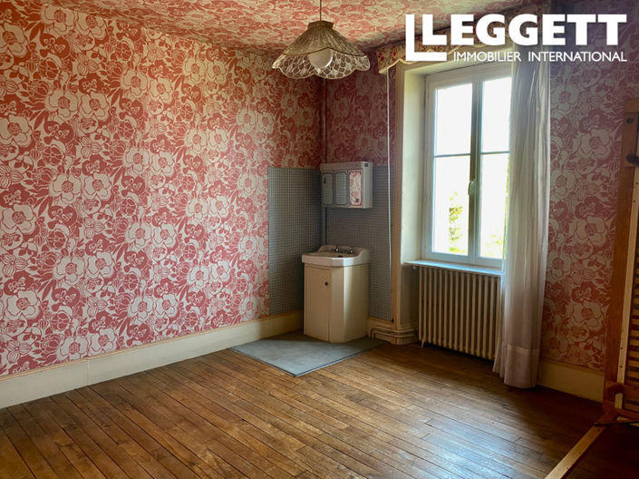 Image No.3-Châteaux de 9 chambres à vendre à Bourganeuf