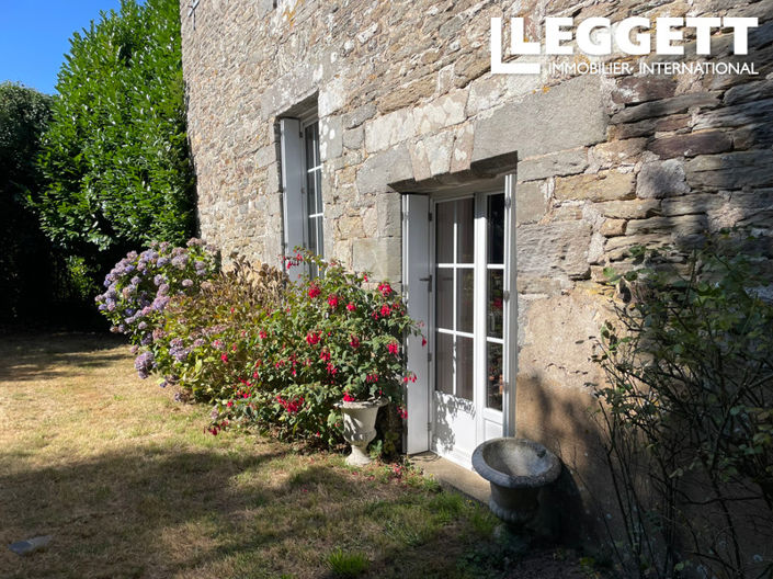 Image No.8-2 Bed House for sale