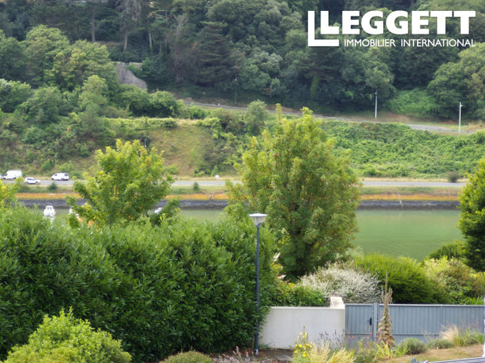 Image No.10-4 Bed House for sale