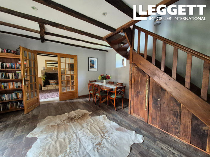 Image No.8-5 Bed House for sale