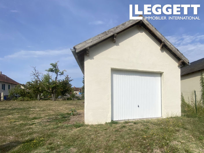 Image No.10-3 Bed House for sale