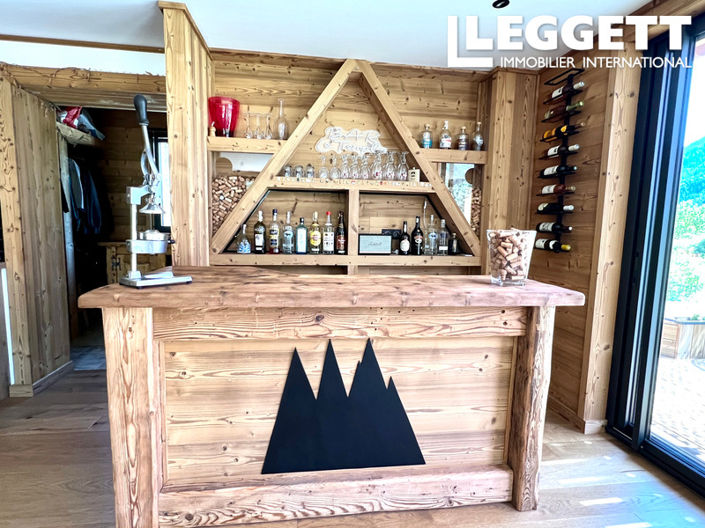 Image No.4-4 Bed House for sale