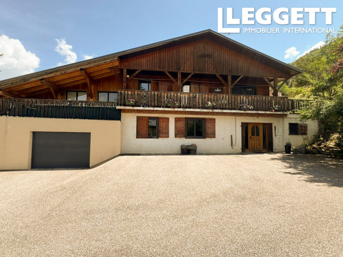 Image No.1-6 Bed House for sale
