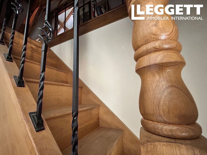 Image No.6-2 Bed House for sale