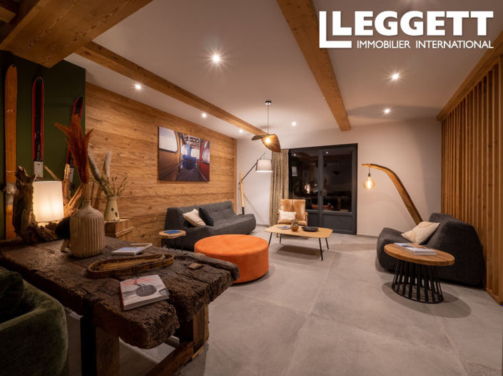 Image No.10-10 Bed House for sale