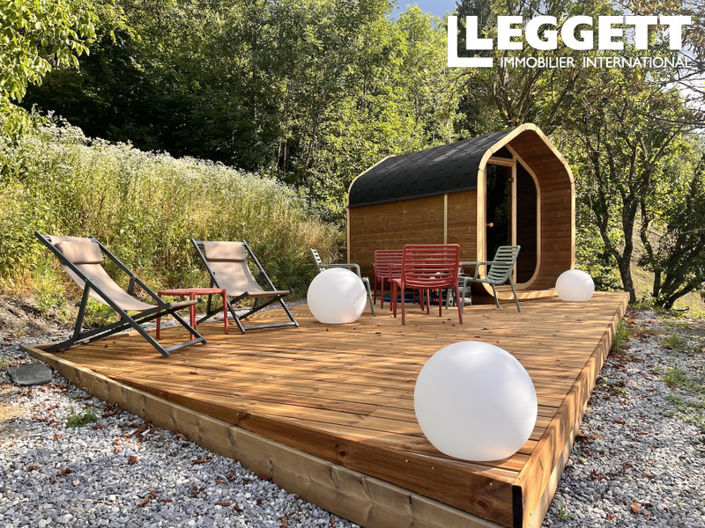 Image No.7-10 Bed House for sale