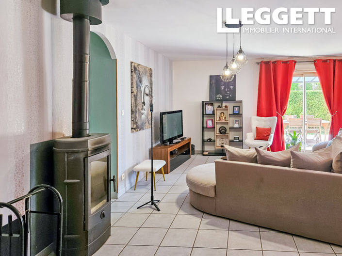 Image No.3-3 Bed House for sale