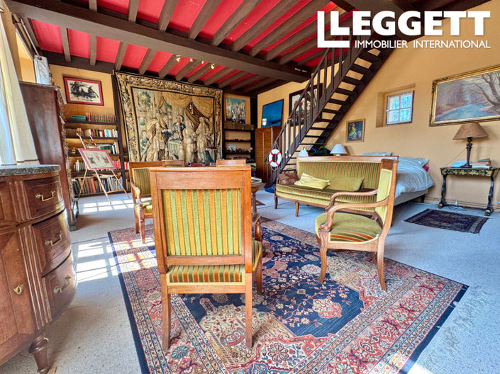 Image No.5-5 Bed House for sale