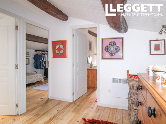 Image No.5-4 Bed House for sale