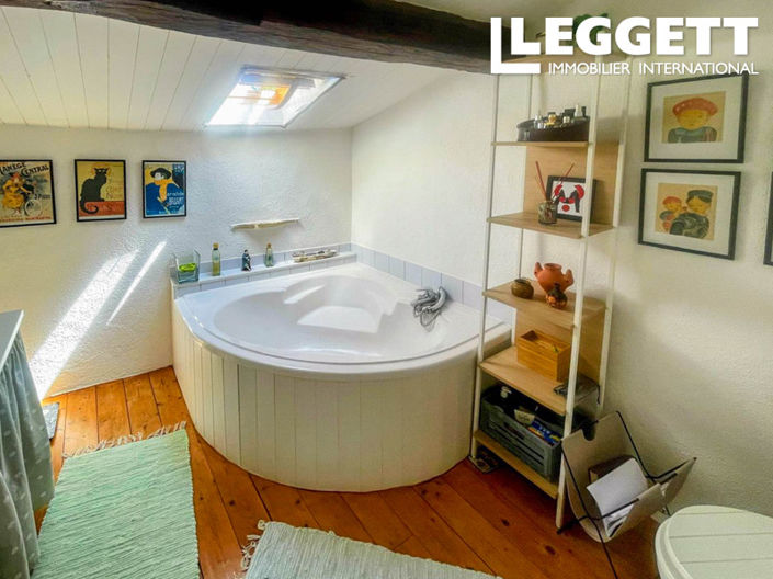 Image No.9-4 Bed House for sale