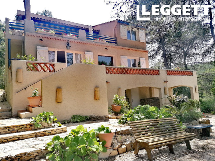 Image No.1-4 Bed House for sale
