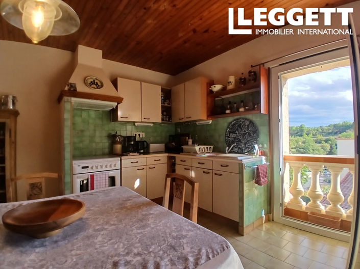 Image No.4-2 Bed House for sale