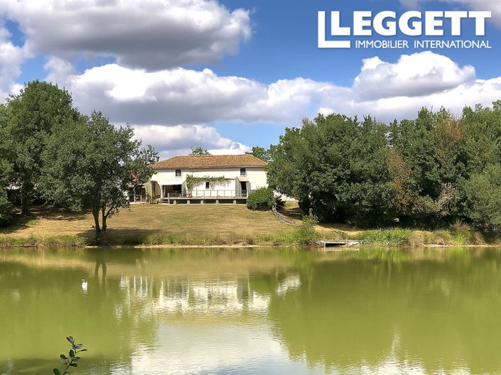 Image No.1-6 Bed House for sale