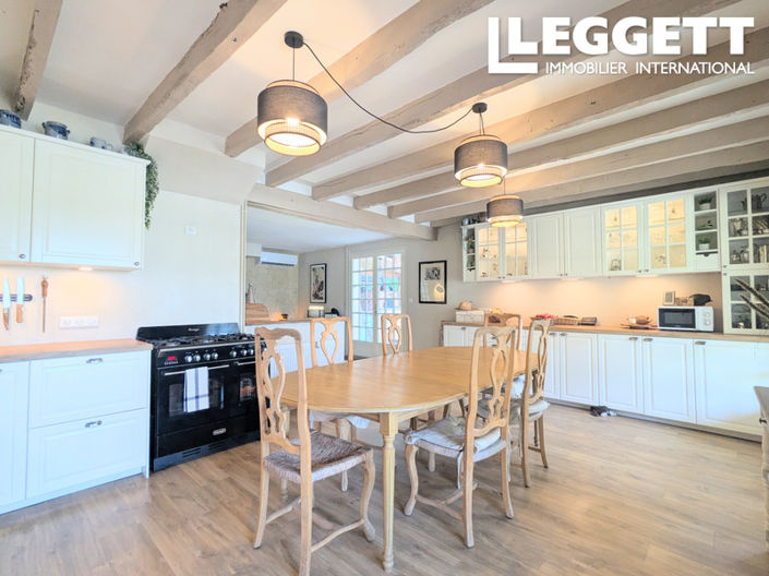 Image No.5-6 Bed House for sale