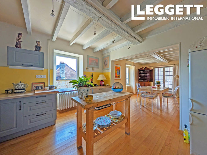 Image No.5-Maison de 5 chambres à vendre à Saint-Médard-d'Excideuil