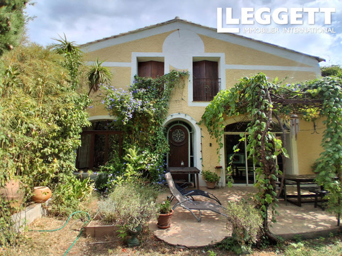 Image No.1-6 Bed House for sale