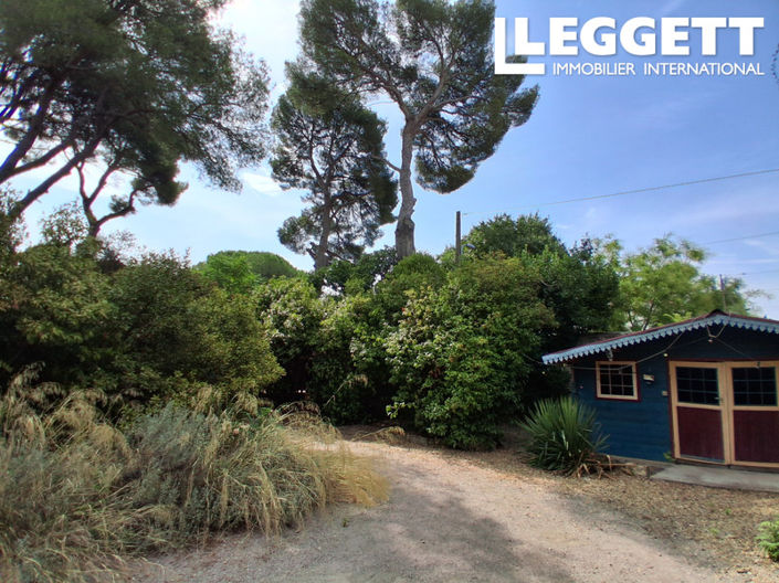 Image No.3-6 Bed House for sale