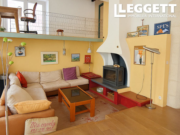 Image No.5-6 Bed House for sale