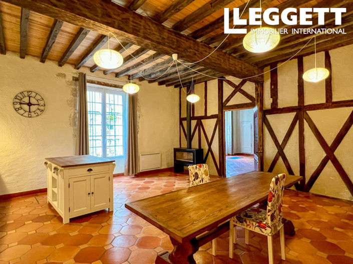 Image No.6-3 Bed House for sale