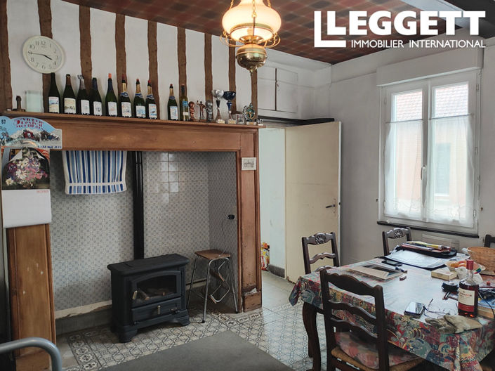 Image No.10-2 Bed House for sale