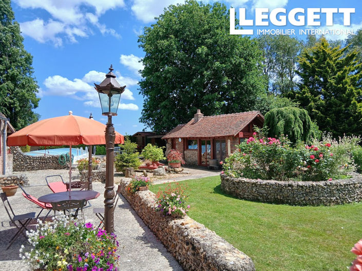 Image No.10-5 Bed House for sale