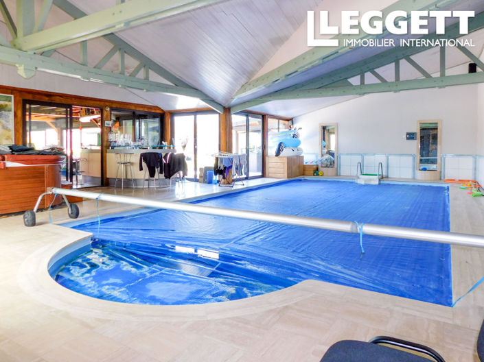 Image No.1-4 Bed House for sale