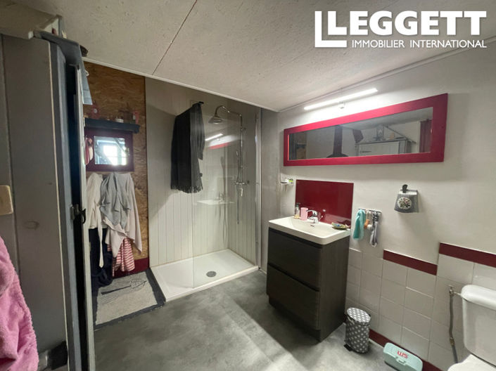 Image No.5-2 Bed House for sale