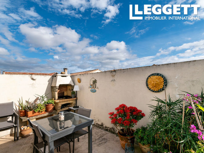 Image No.1-3 Bed House for sale