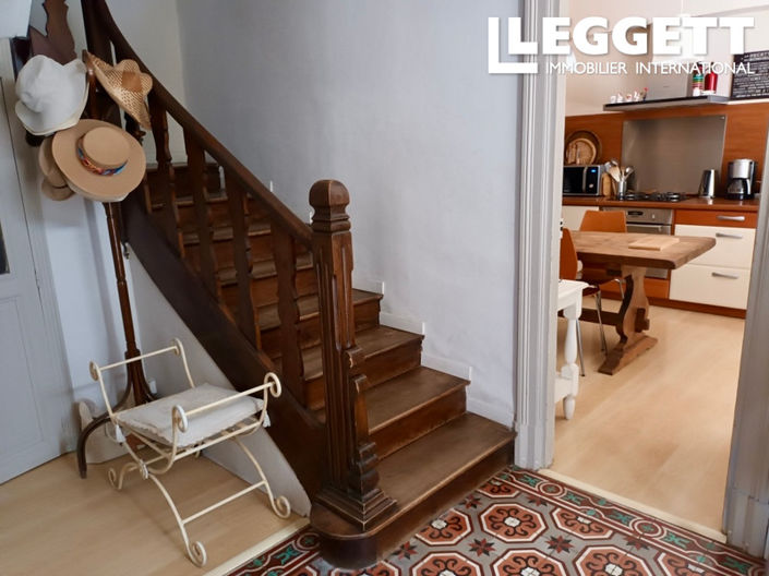 Image No.8-3 Bed House for sale