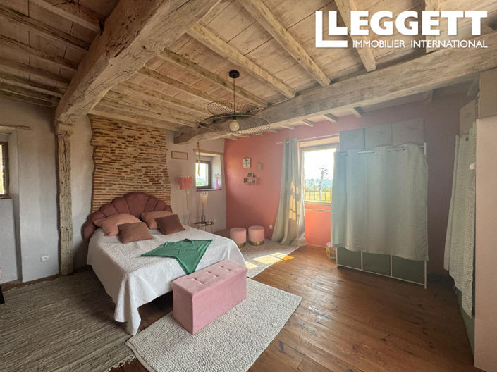 Image No.8-2 Bed House for sale