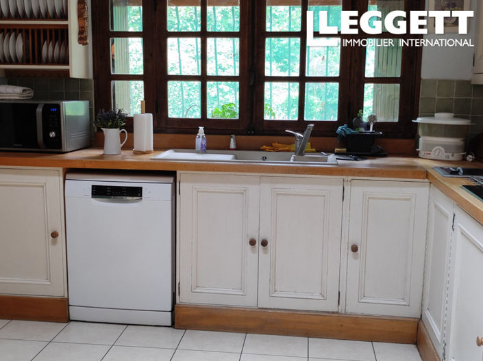 Image No.9-3 Bed House for sale