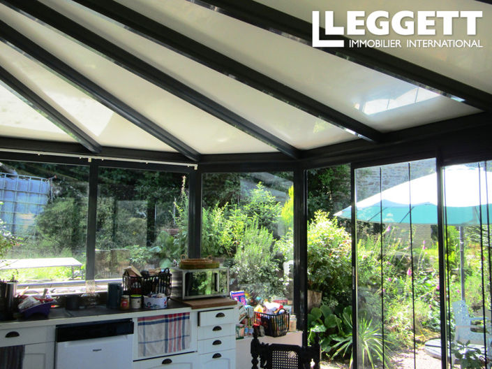 Image No.8-2 Bed House for sale