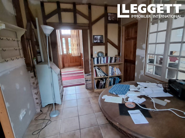 Image No.10-4 Bed House for sale