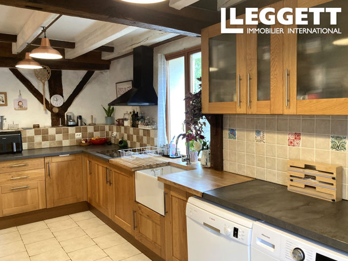 Image No.5-7 Bed House for sale