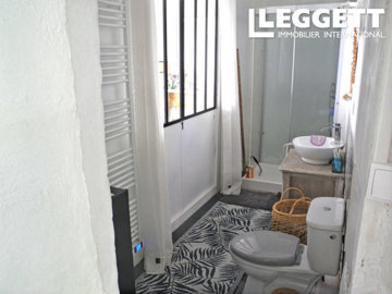 ahr0chm6ly9jzg4uagvzdglhlmltbw8vaw1hz2uvvevom