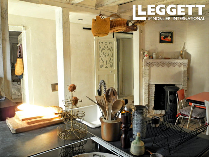 Image No.4-2 Bed House for sale