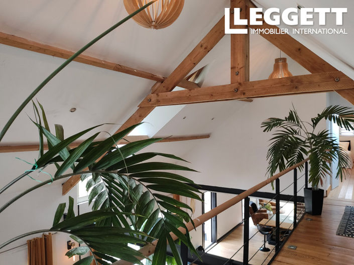 Image No.9-5 Bed House for sale