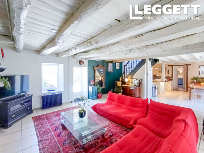 Image No.7-7 Bed House for sale