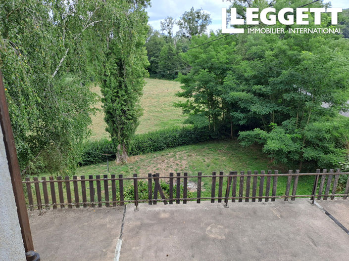 Image No.3-Maison de 2 chambres à vendre à Issy-l'Évêque