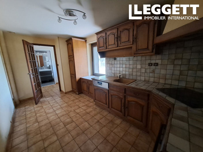 Image No.7-Maison de 2 chambres à vendre à Issy-l'Évêque