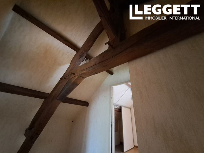 Image No.9-Maison de 2 chambres à vendre à Issy-l'Évêque