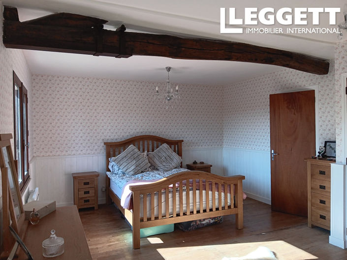 Image No.4-Maison de 4 chambres à vendre à Château-Garnier