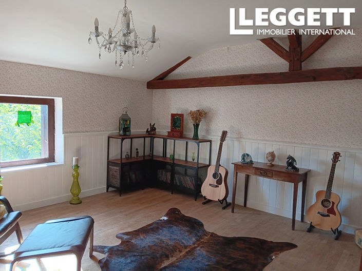 Image No.6-Maison de 4 chambres à vendre à Château-Garnier